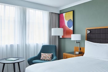 Deluxe Room, 1 Queen Bed