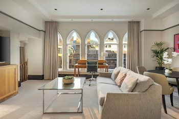 Junior Suite, 1 King Bed