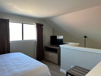 Suite, Multiple Beds, Non Smoking