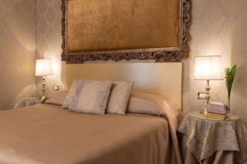Classic Double Room, Garden View