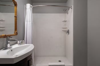 Junior Suite, 2 Queen Beds