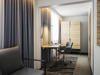 Executive Room, 1 Double Bed with Sofa bed