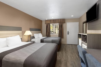 Room, 2 Queen Beds, Accessible, Non Smoking (Mobility/Hearing Impaired)