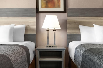 Room, 2 Queen Beds, Non Smoking