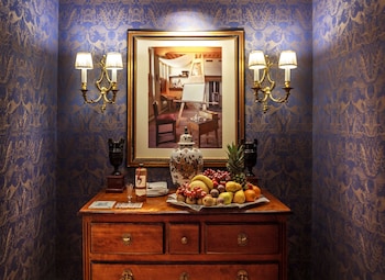 Rembrandt Suite, 1 King Bed, City View