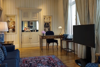 Rembrandt Suite, 1 King Bed, City View