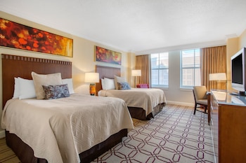 Deluxe Room, 2 Double Beds, Accessible (Roll in Shower, East Tower)