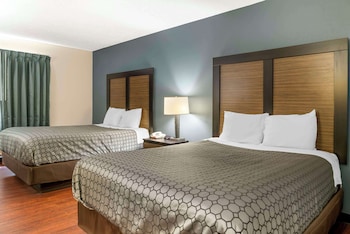 Standard Room, 2 Queen Beds, Non Smoking