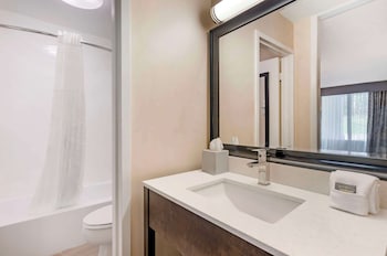 Standard Room, 2 Double Beds