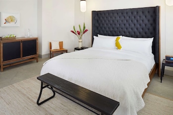 Executive Room, 1 King Bed