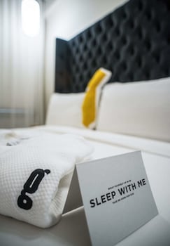 Deluxe Room, 1 King Bed