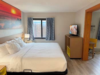 Suite, 1 King Bed, Refrigerator & Microwave