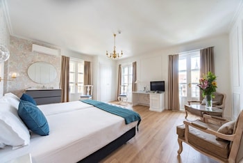 Superior Room, City View
