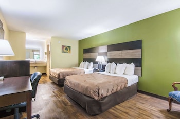 Standard Double Room, 2 Double Beds, Smoking