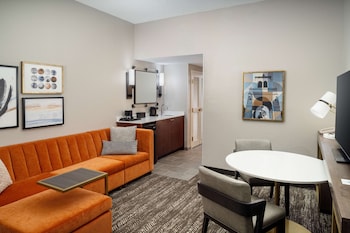 2 Double Bed Custom Suite