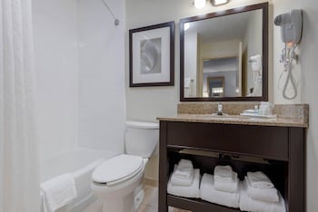 Suite, 1 King Bed, Accessible, Non Smoking