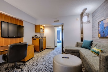 Executive Suite, 2 Double Beds, Non Smoking