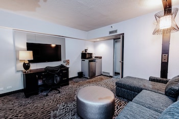 Executive Suite, 2 Double Beds, Non Smoking