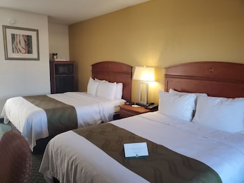 Standard Room, 2 Queen Beds, Non Smoking