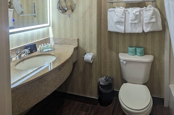 Deluxe Room, 2 Queen Beds, Non Smoking