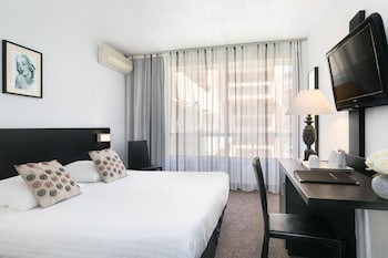 Standard Room, 1 Queen Bed, Non Smoking