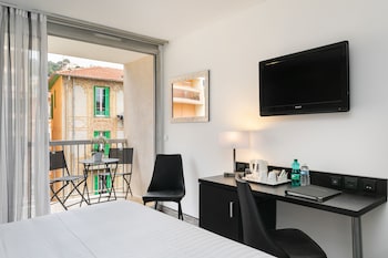 Superior Room, 1 King Bed, Non Smoking, Balcony (Twin bed on request)