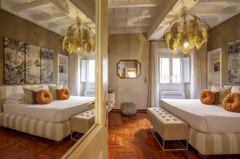 Apartment Deluxe - Via Mario de Fiori 59A