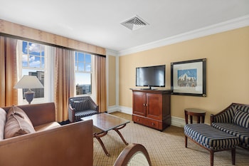 Junior Suite, 1 King Bed