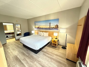 Standard Room, 1 King Bed