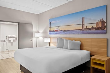 Standard Room, 1 King Bed, Accessible