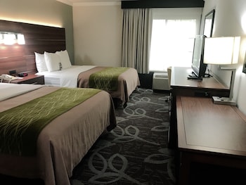 Standard Room, 2 Queen Beds, Non Smoking