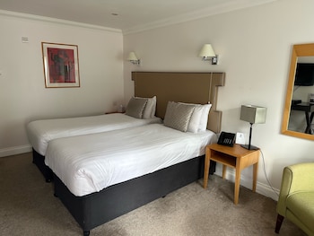 Classic Room, 2 Twin Beds, Non Smoking