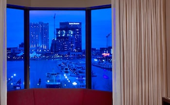 Deluxe Room, 2 Queen Beds, Harbor View