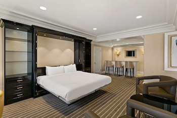 Presidential Suite, 1 Double Bed, Golf View