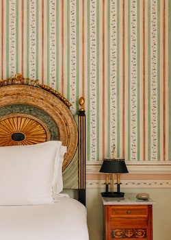 Signature Suite