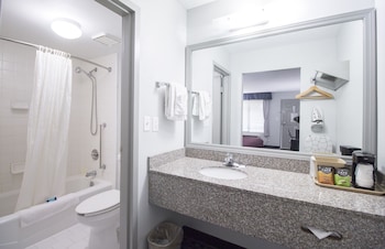 Executive Room, 1 King Bed, Non Smoking