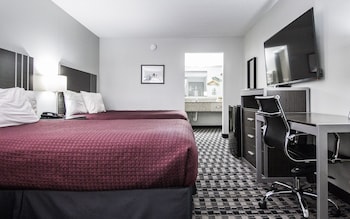 Standard Room, 2 Double Beds, Non Smoking
