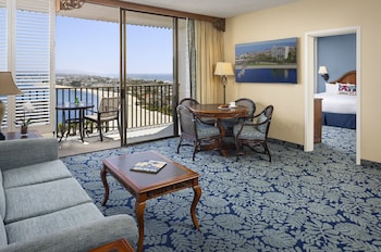 Water View Suite 1 King