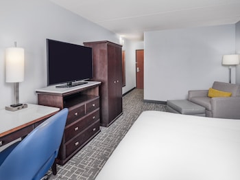 Standard Room, 1 King Bed
