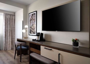 Deluxe Room, 2 Queen Beds, Accessible