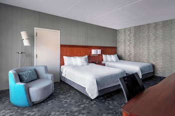 Room, 2 Double Beds (Mobility/Hearing Accessible, Tub)