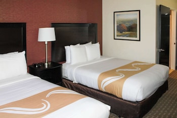 Room, 2 Queen Beds, Accessible, Non Smoking