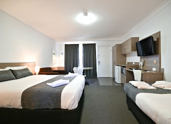 Deluxe Suite with Spa Bath