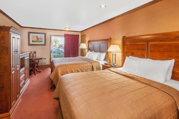 Standard Room, 2 Queen Beds, Balcony