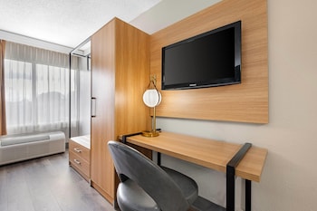Room, 2 Queen Beds, Non Smoking