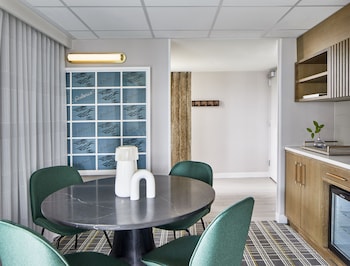 Executive Balcony Suite