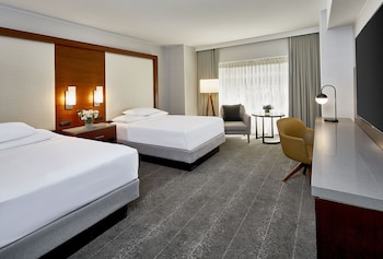 Room, 2 Double Beds, Accessible, Bathtub