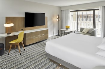 Room, 1 King Bed, Balcony, City View