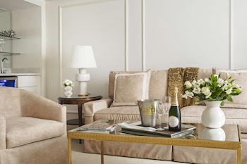 Suite, 1 Bedroom (1 Queen Bed)