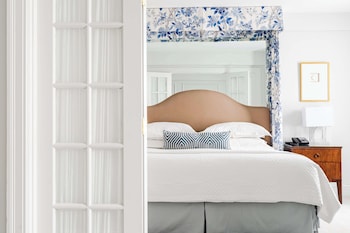 Suite, Multiple Beds